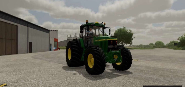 John Deere 7010