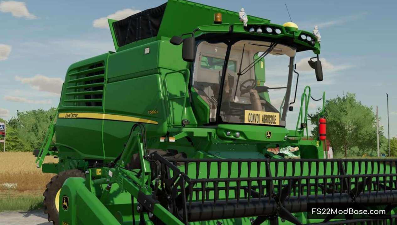 John Deere T560